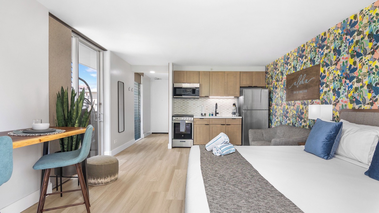 Photo of Bedroom in Waikiki