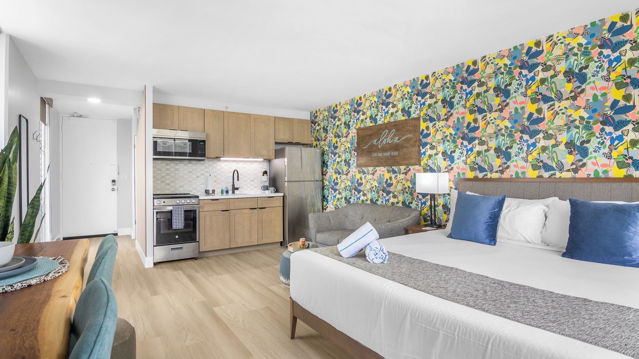 Photo of Bedroom in Waikiki