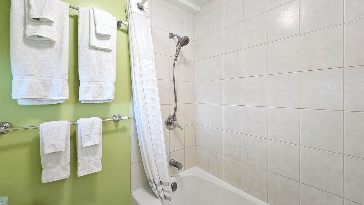 Photo of Bathroom in Waikiki