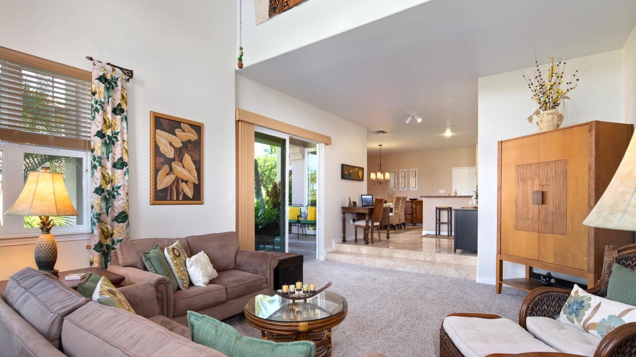 Photo of Livingroom in Waikoloa