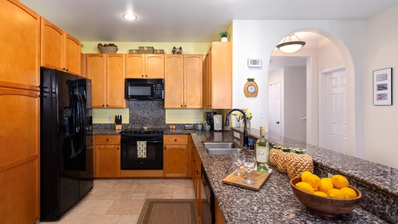 Photo of Kitchen in Waikoloa