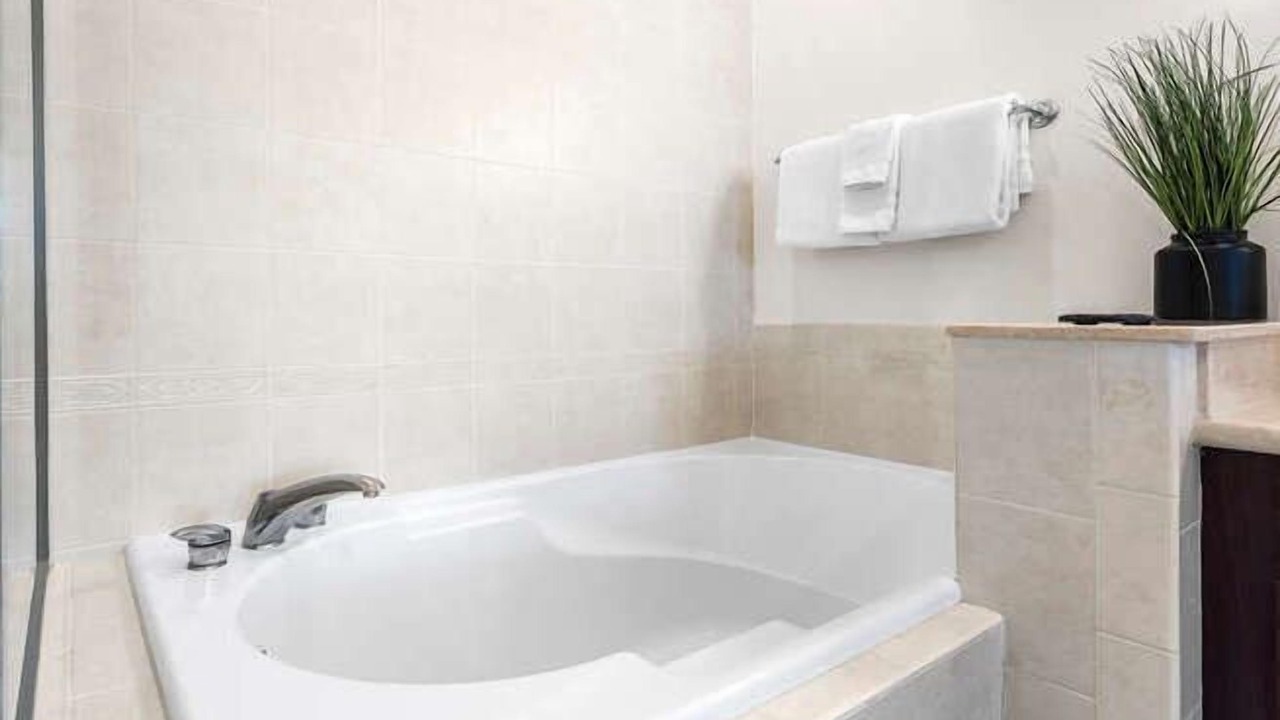 Photo of Bathroom in Waikoloa