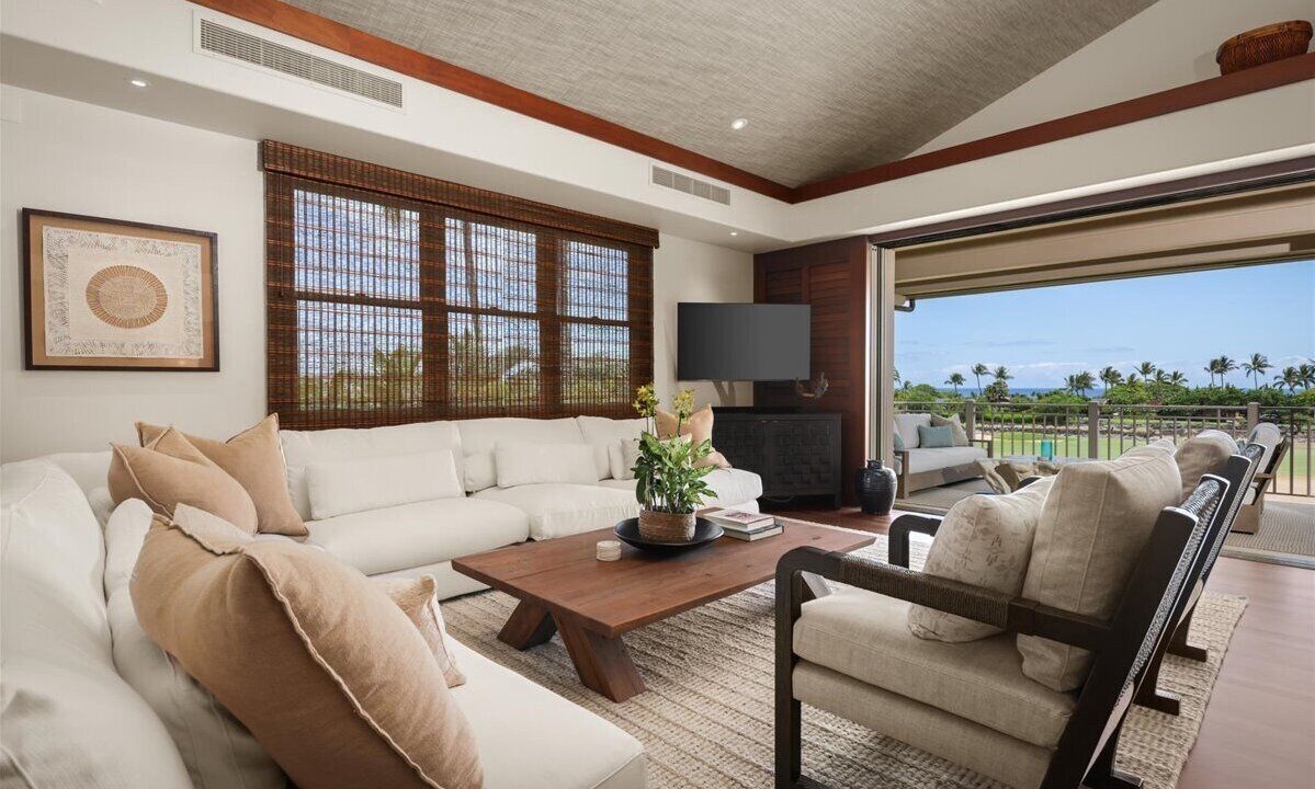 Photo of Livingroom in Kaupulehu