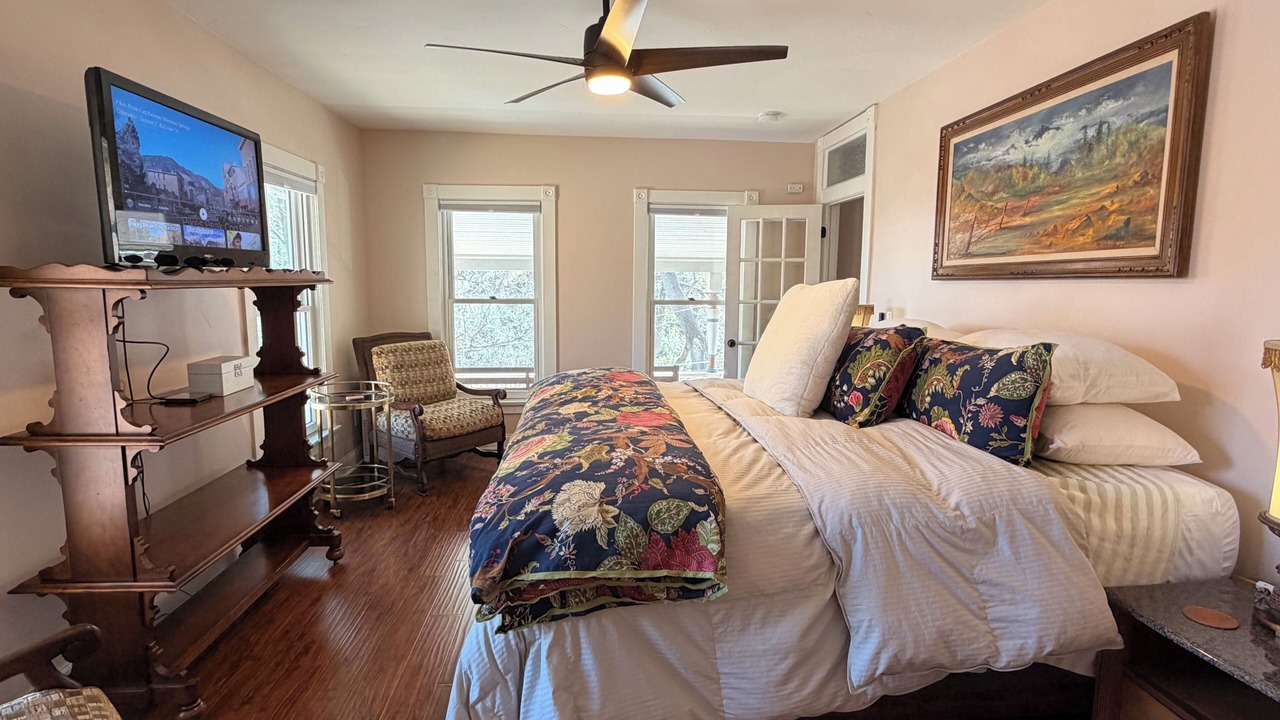 Photo of Bedroom in Manitou Springs