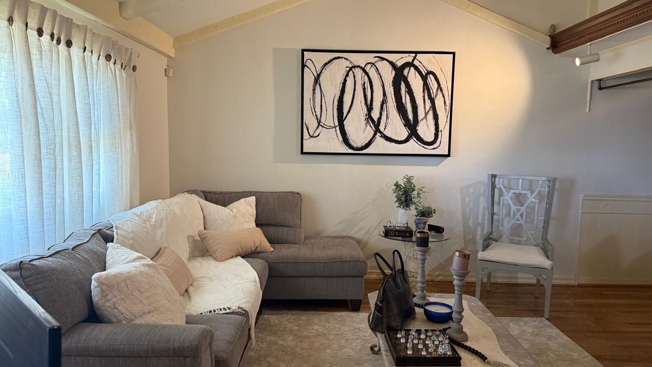 Photo of Livingroom in Allentown