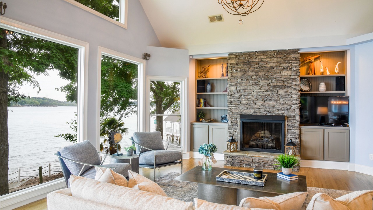 Photo of Livingroom in Lake Norman of Catawba