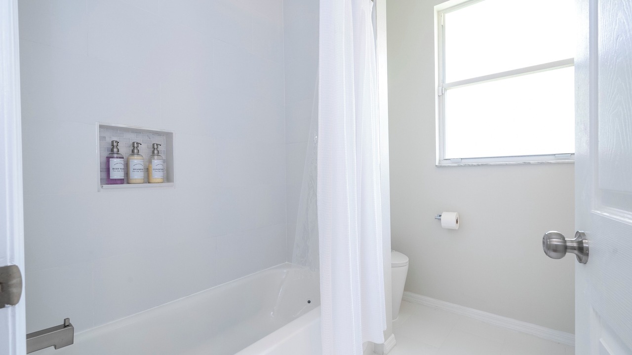 Photo of Bathroom in Sunset Lakes