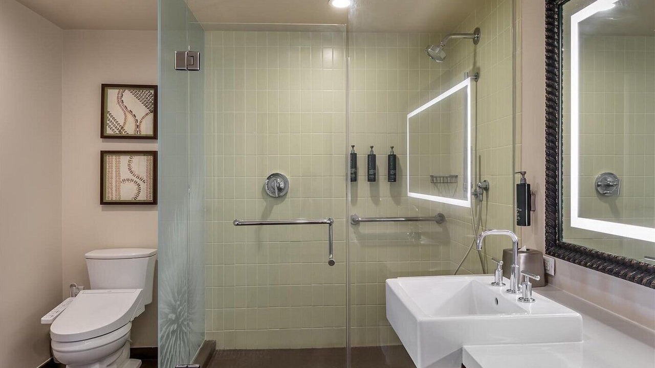 Photo of Bathroom in Waikoloa