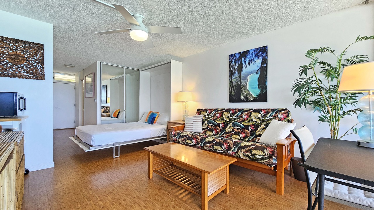 Photo of Bedroom in Diamond Head - Kapahulu - St. Louis