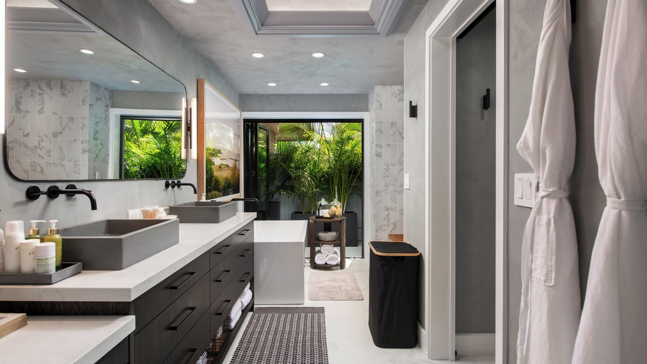 Photo of Bathroom in Kaupulehu