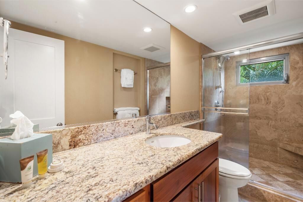 Photo of Bathroom in Kihei