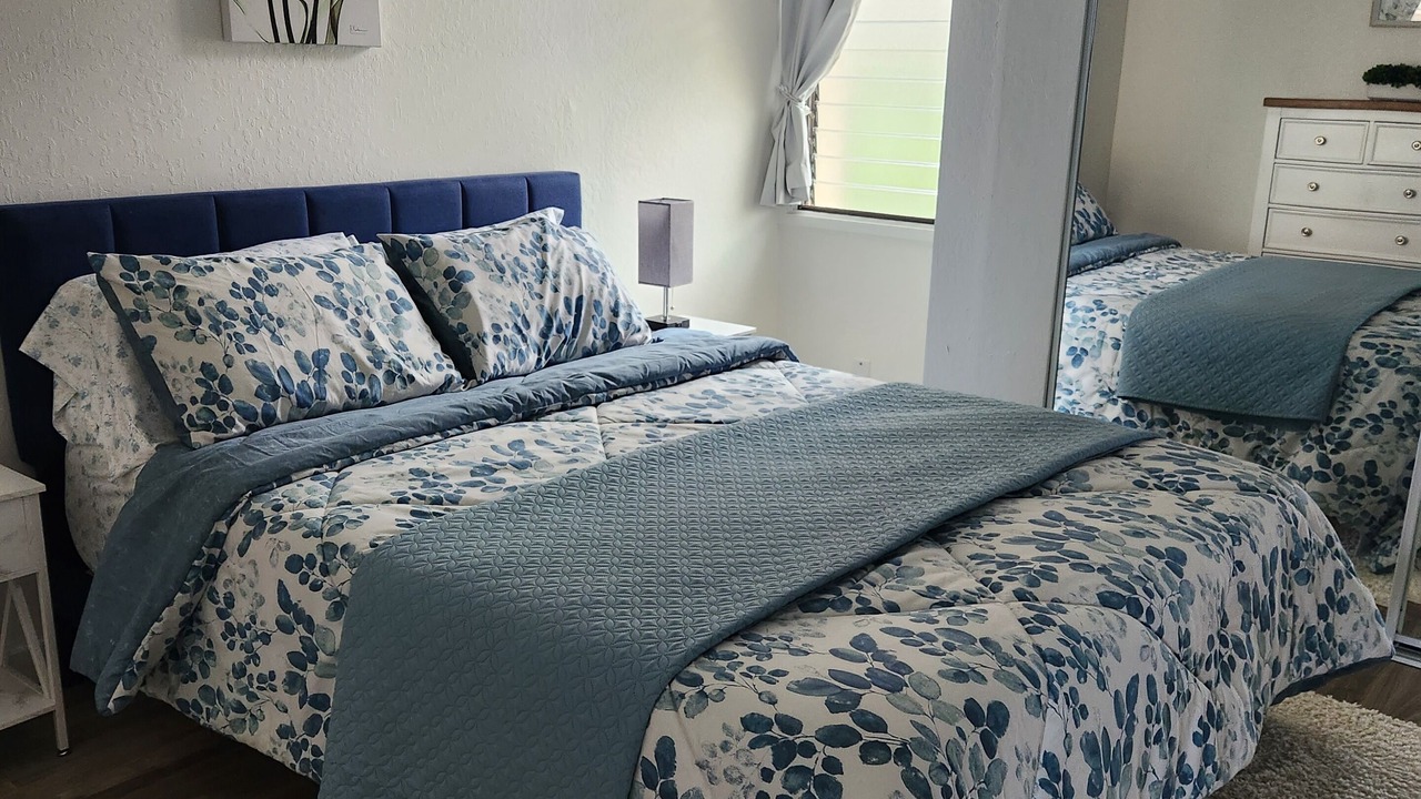 Photo of Bedroom in Makaha Valley