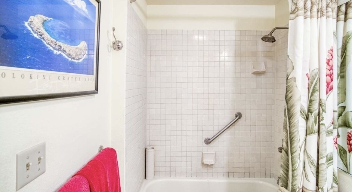 Photo of Bathroom in Kihei