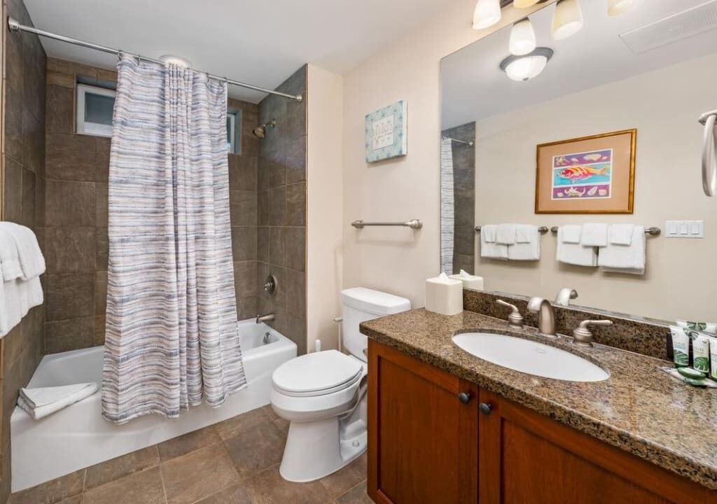 Photo of Bathroom in Waikoloa