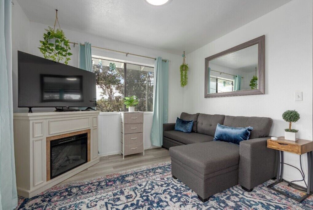 Photo of Livingroom in Royal Hawaiian Estates