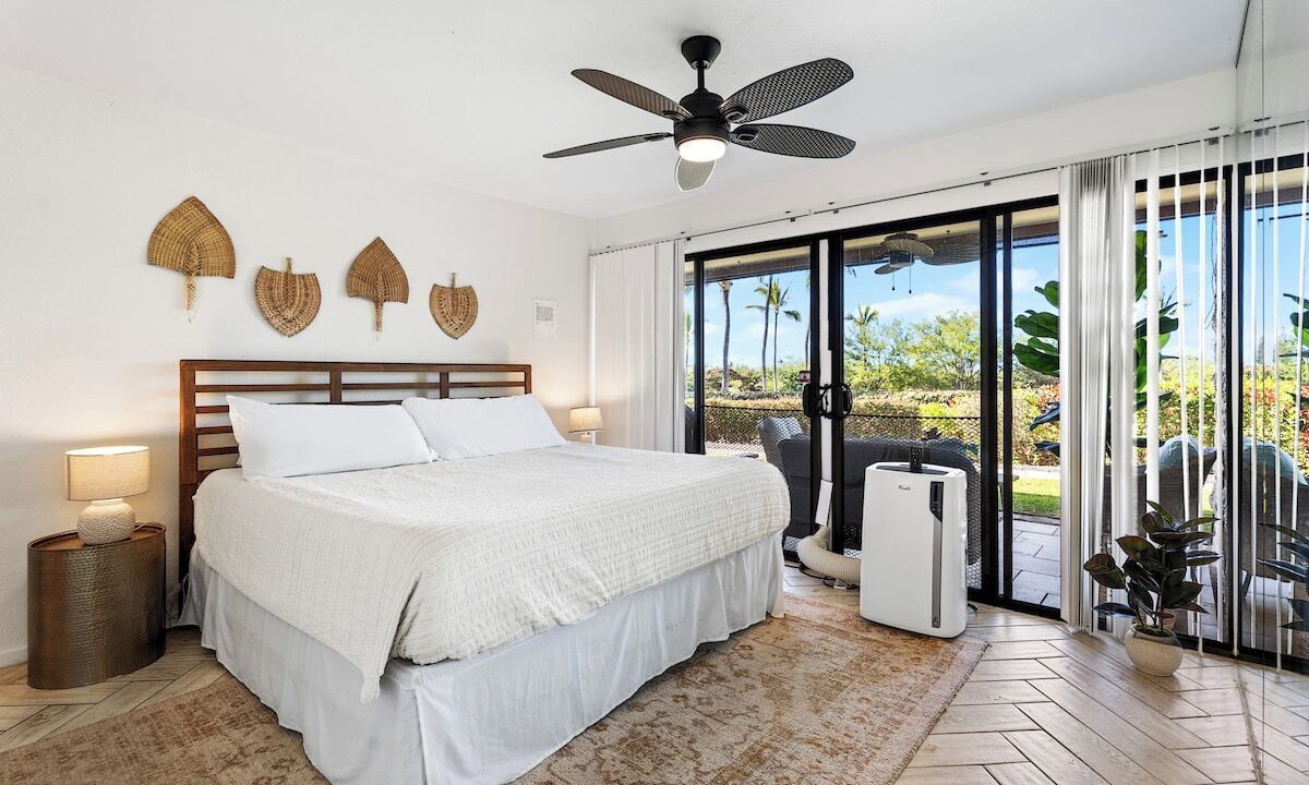 Photo of Bedroom in Keauhou