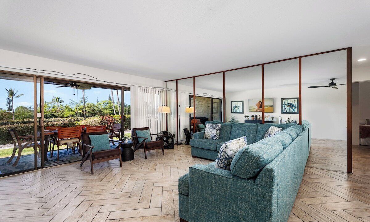 Photo of Livingroom in Keauhou