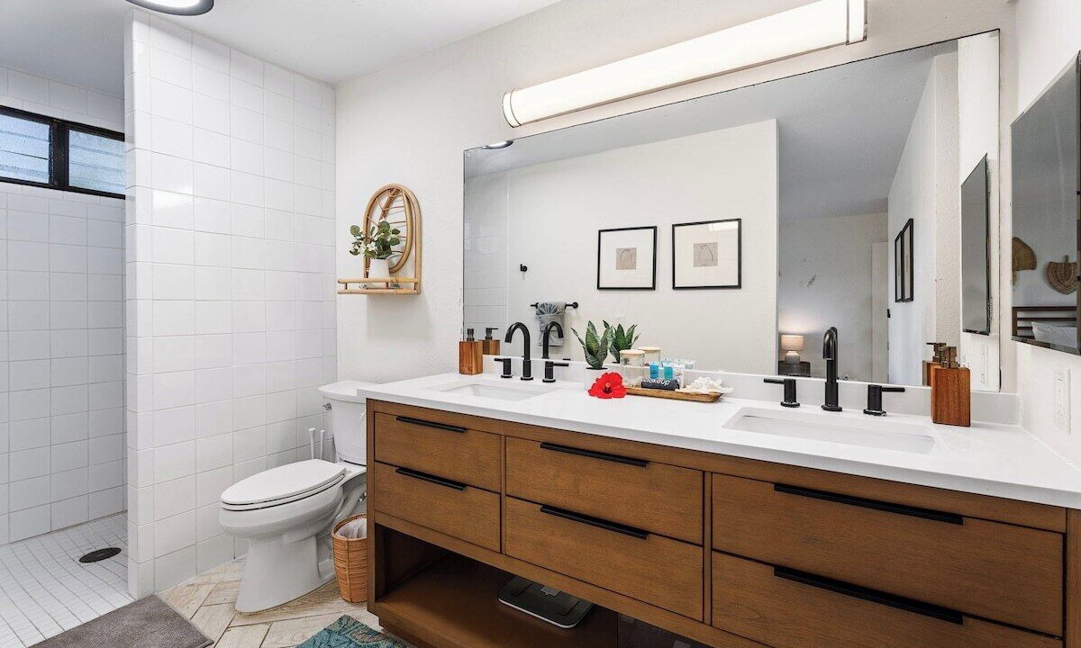 Photo of Bathroom in Keauhou