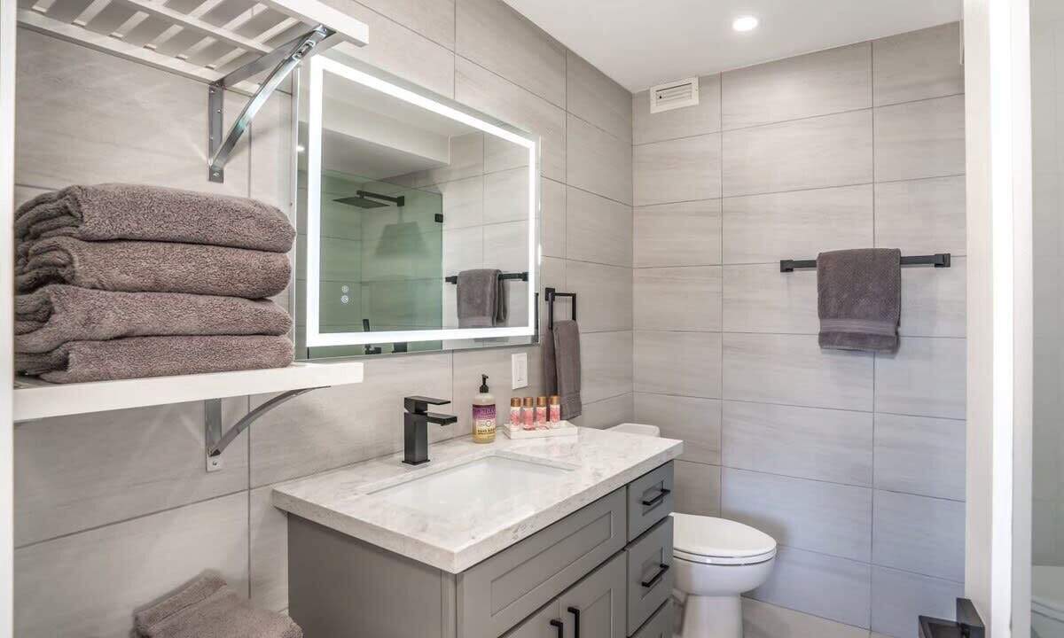 Photo of Bathroom in Kihei