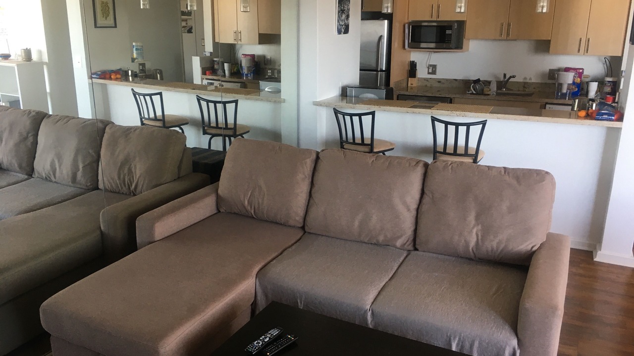 Photo of Livingroom in Waikiki