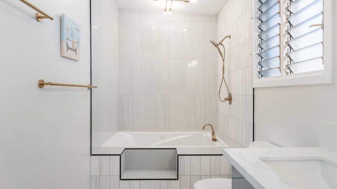Photo of Bathroom in Kaimuki