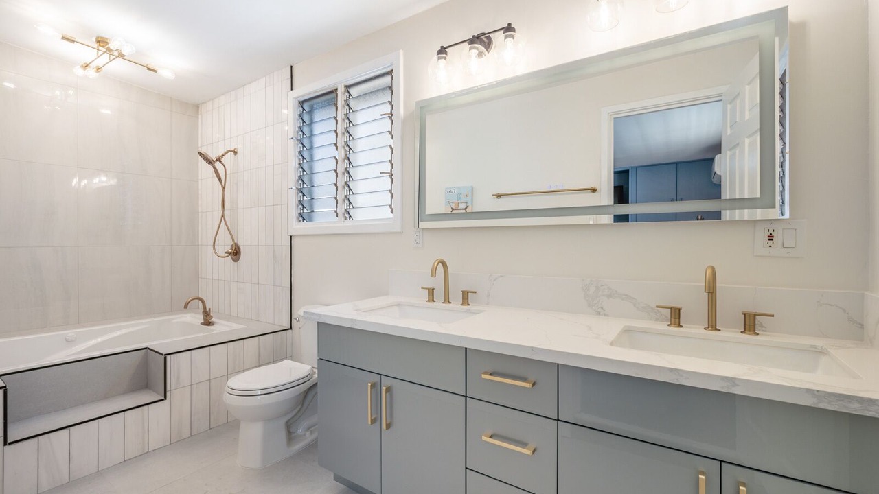 Photo of Bathroom in Kaimuki