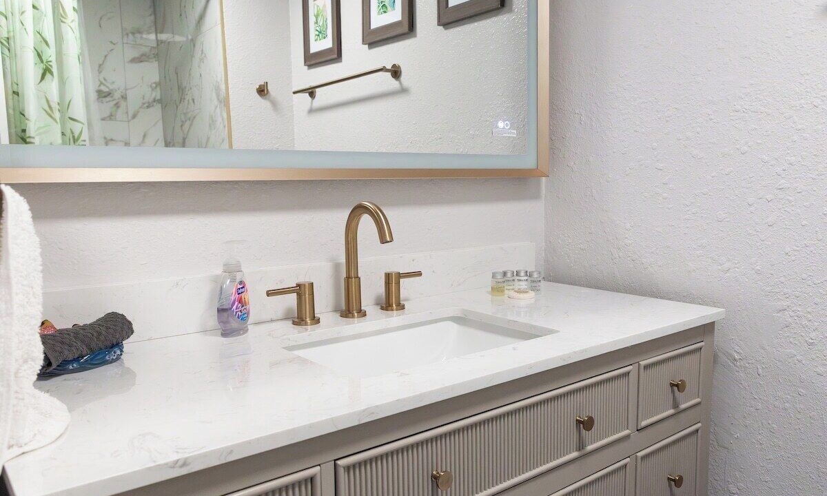 Photo of Bathroom in Historic Kailua Village