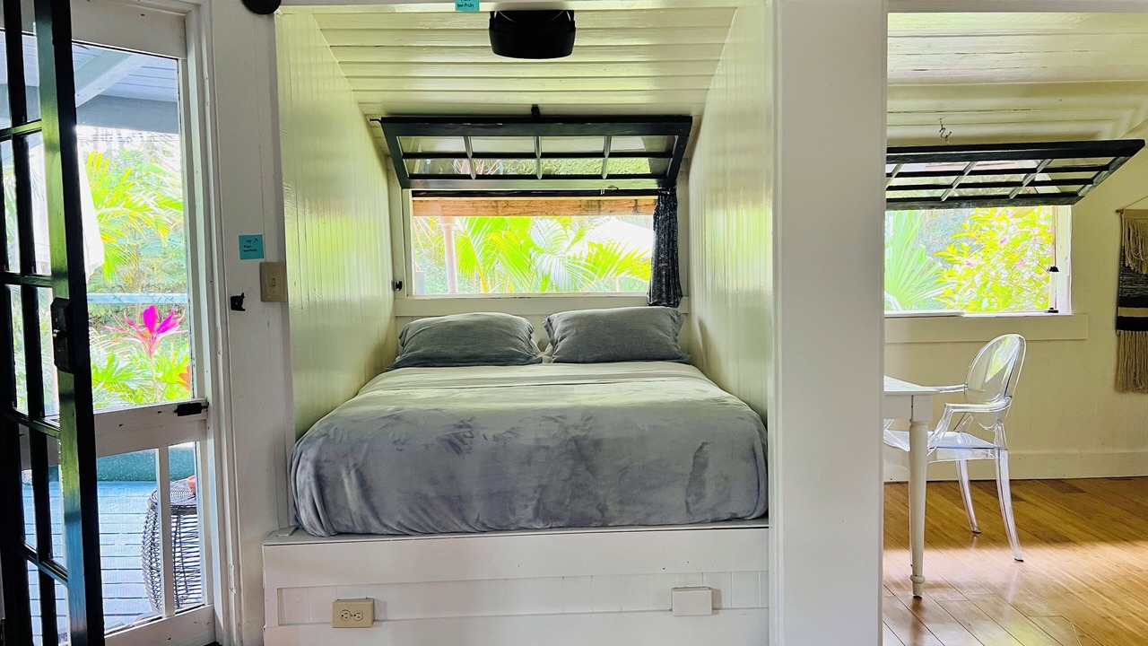 Photo of Bedroom in Keaau