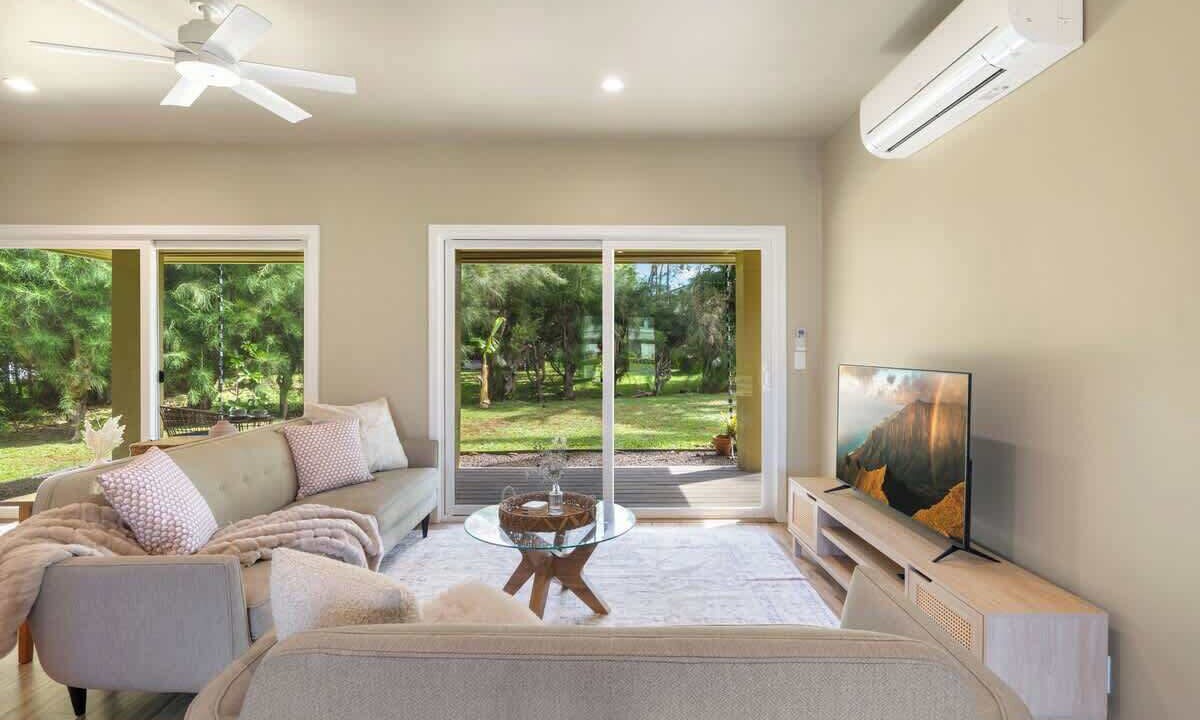 Photo of Livingroom in Princeville