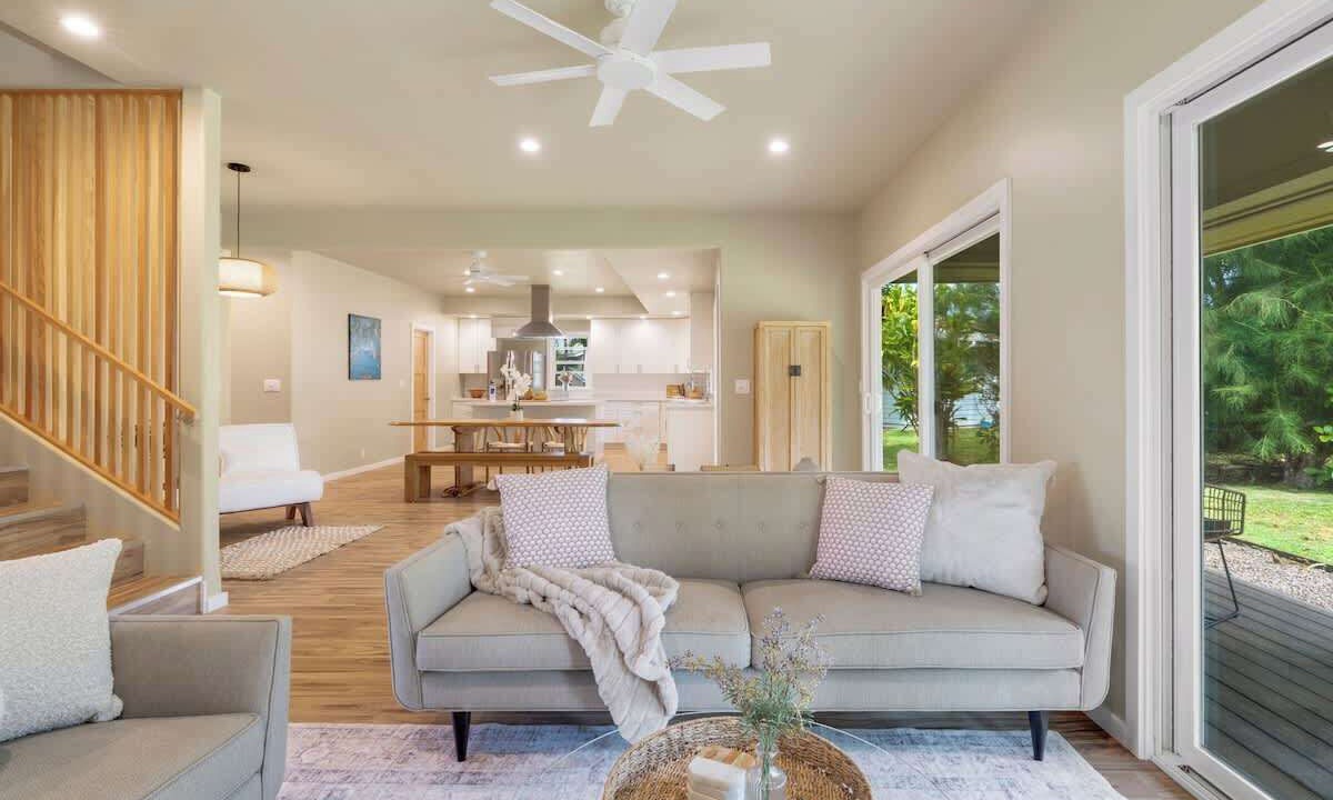 Photo of Livingroom in Princeville