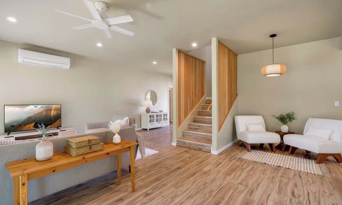 Photo of Livingroom in Princeville