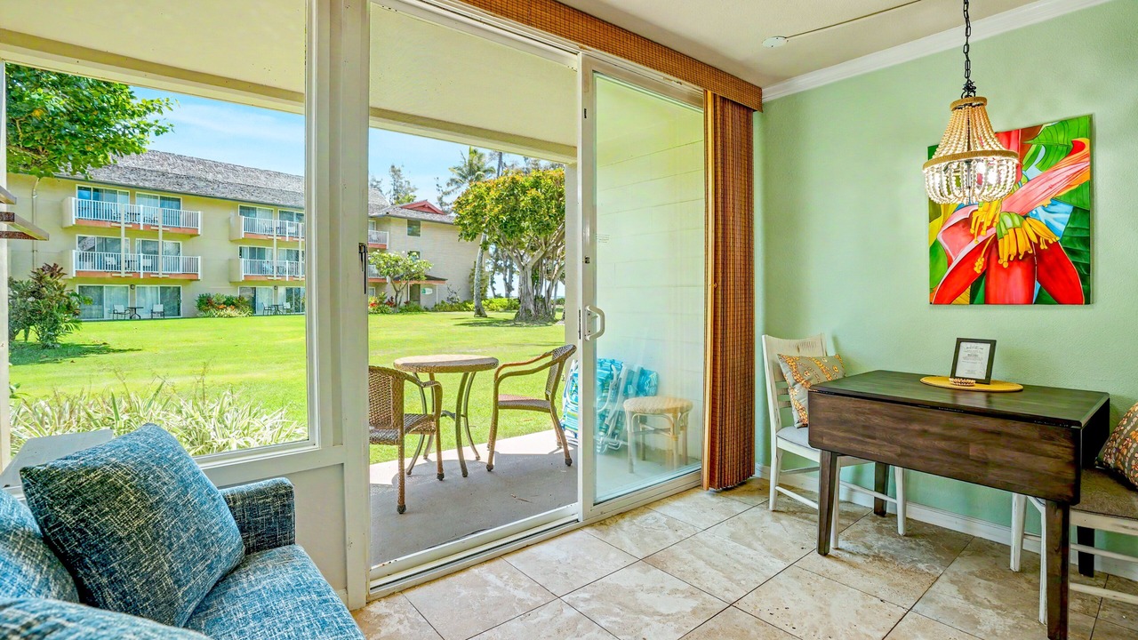 Photo of Livingroom in Wailua