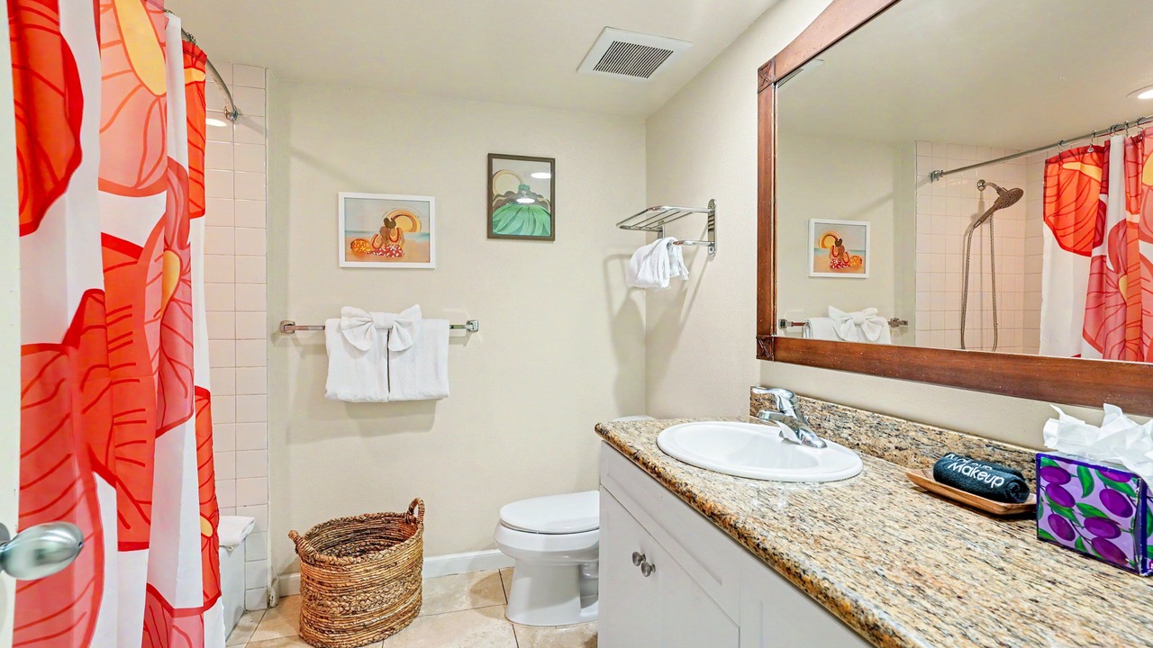 Photo of Bathroom in Wailua