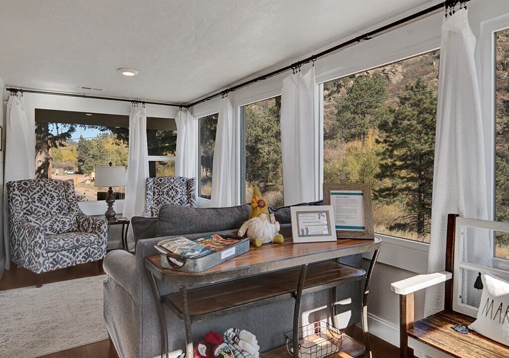 Photo of Bedroom in Green Mountain Falls