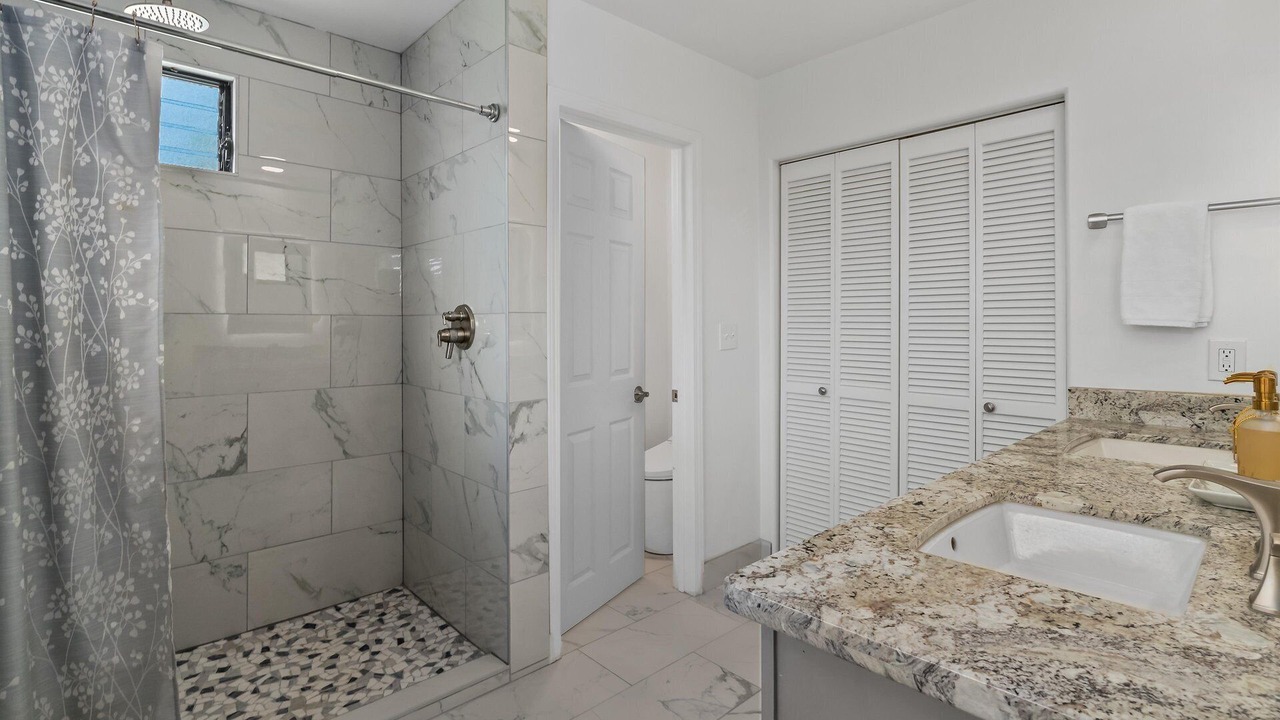 Photo of Bathroom in Princeville