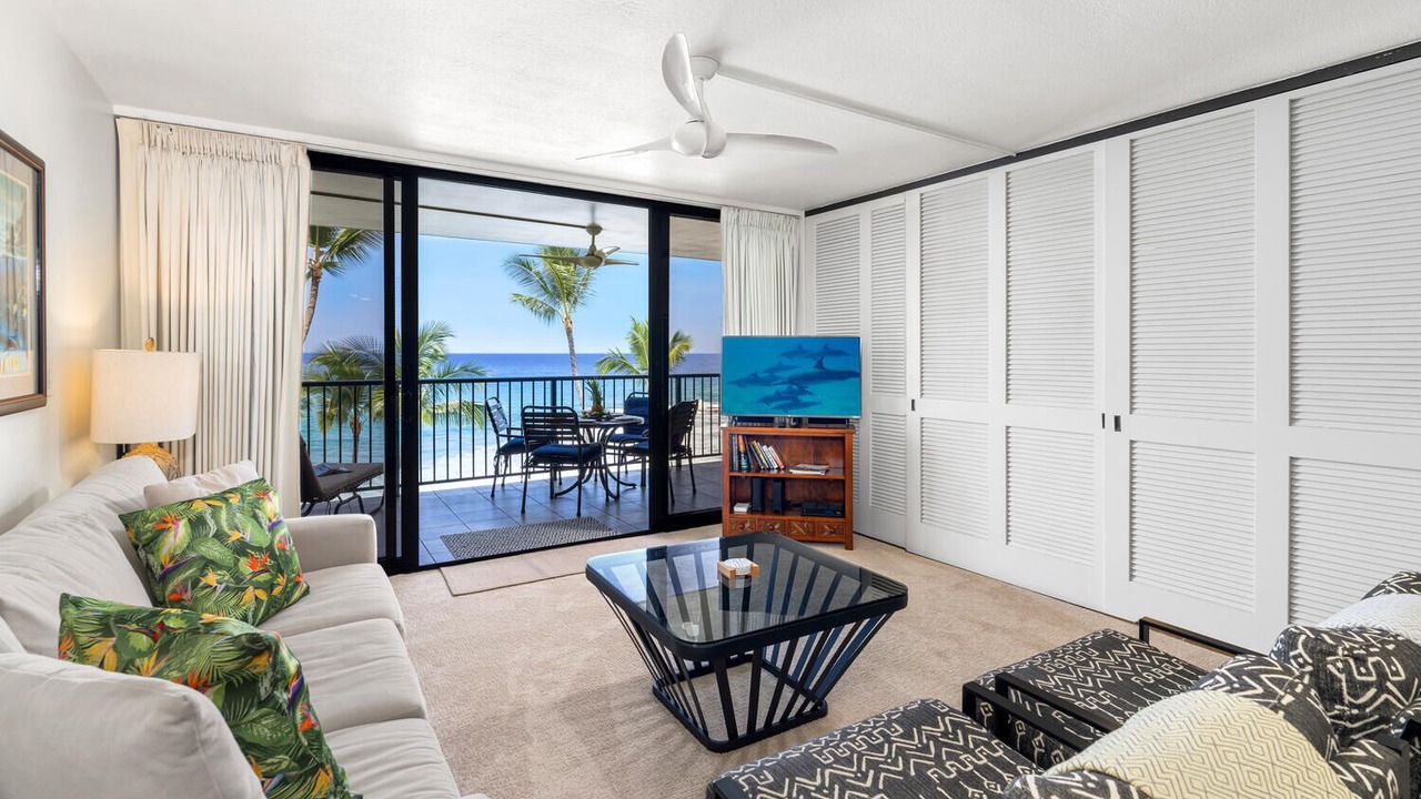 Photo of Livingroom in Kailua-Kona