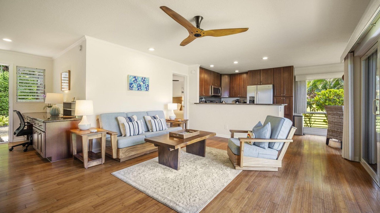 Photo of Livingroom in Princeville