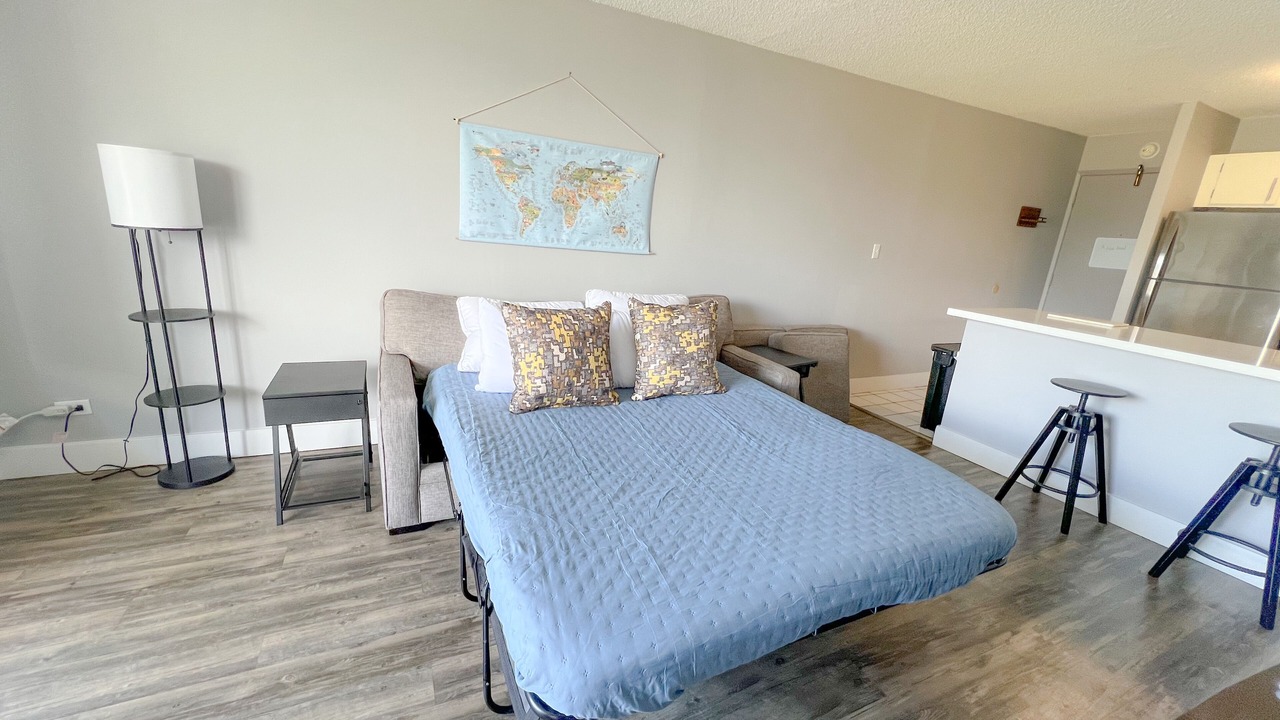 Photo of Bedroom in Waikiki