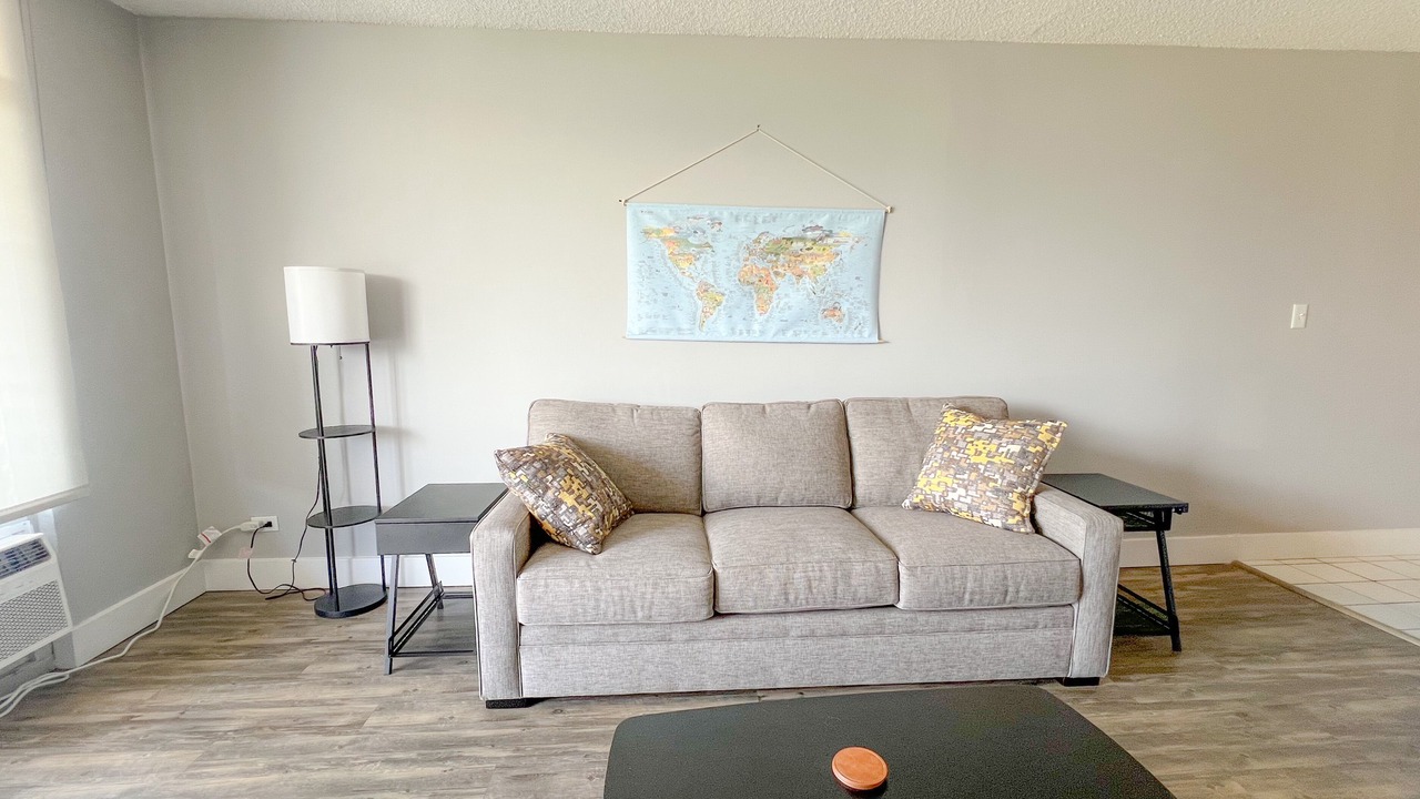 Photo of Livingroom in Waikiki