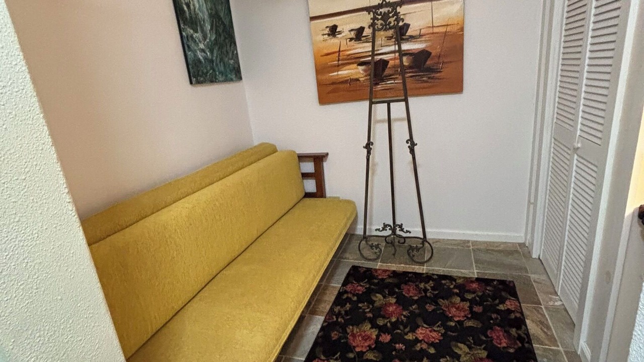 Photo of Livingroom in Hilo