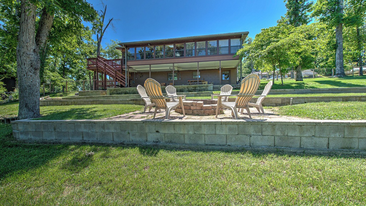 Photo of Patio Balcony in Beaver Shores