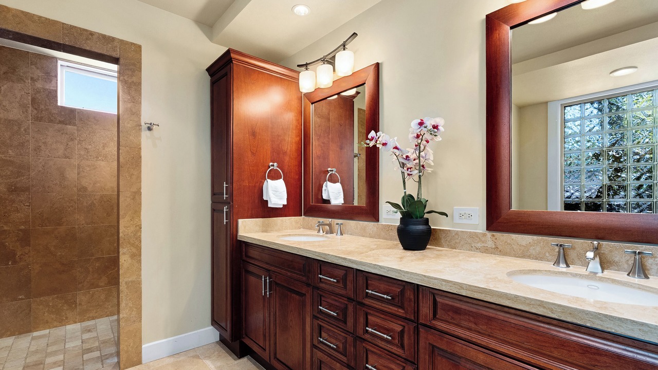 Photo of Bathroom in Kamuela