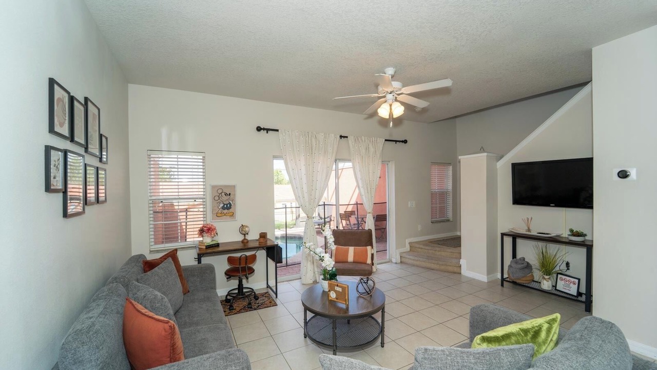 Photo of Livingroom in Sunset Lakes
