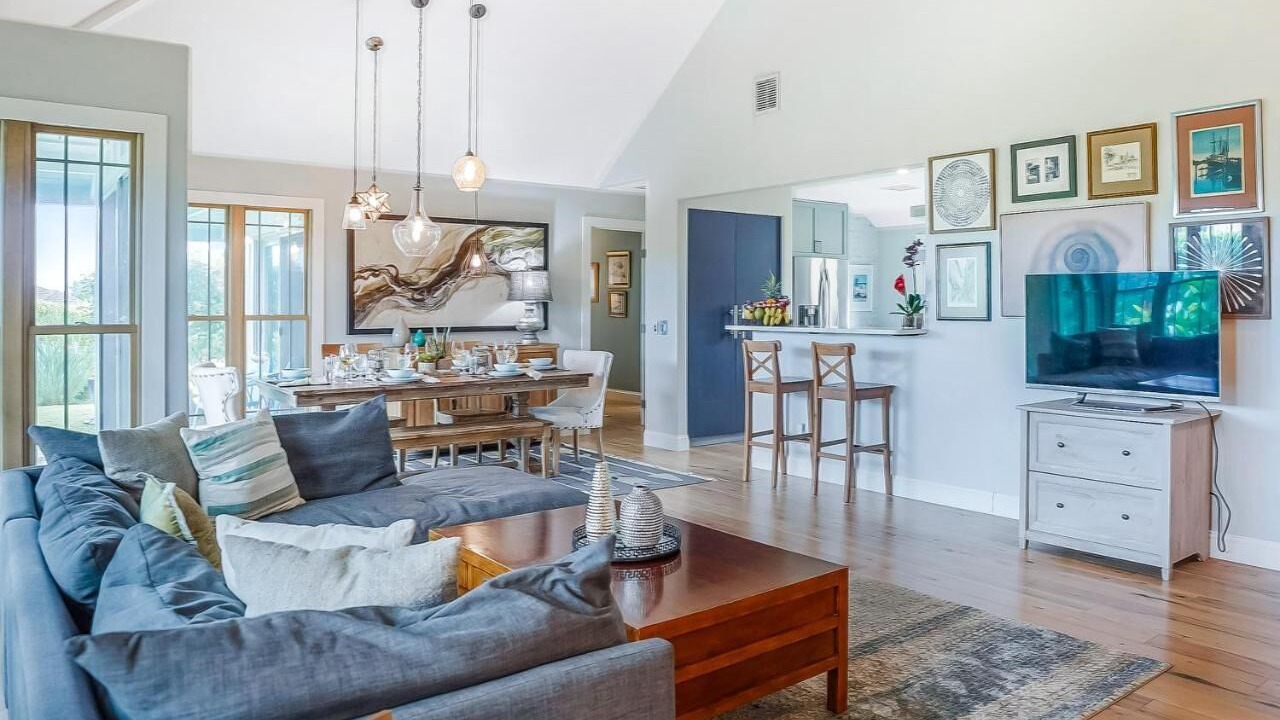 Photo of Livingroom in Princeville
