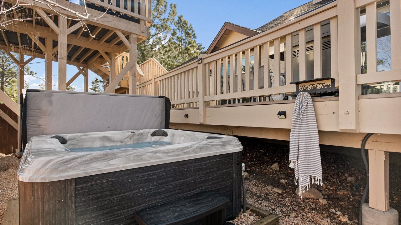 Photo of Outdoor in Castle Glen Estates