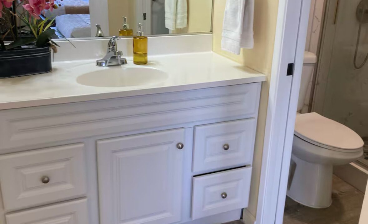 Photo of Bathroom in Waikiki