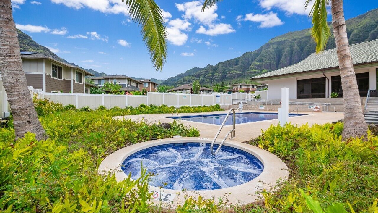 Photo of Outdoor in Makaha Valley