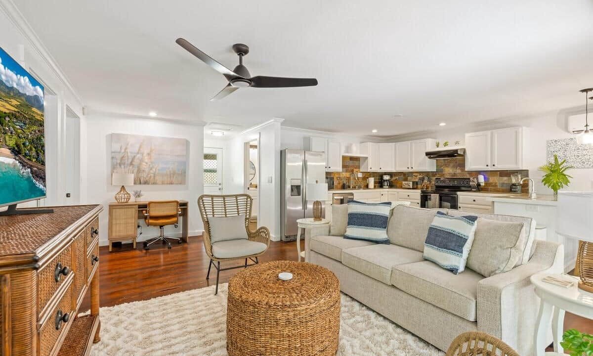 Photo of Livingroom in Koloa