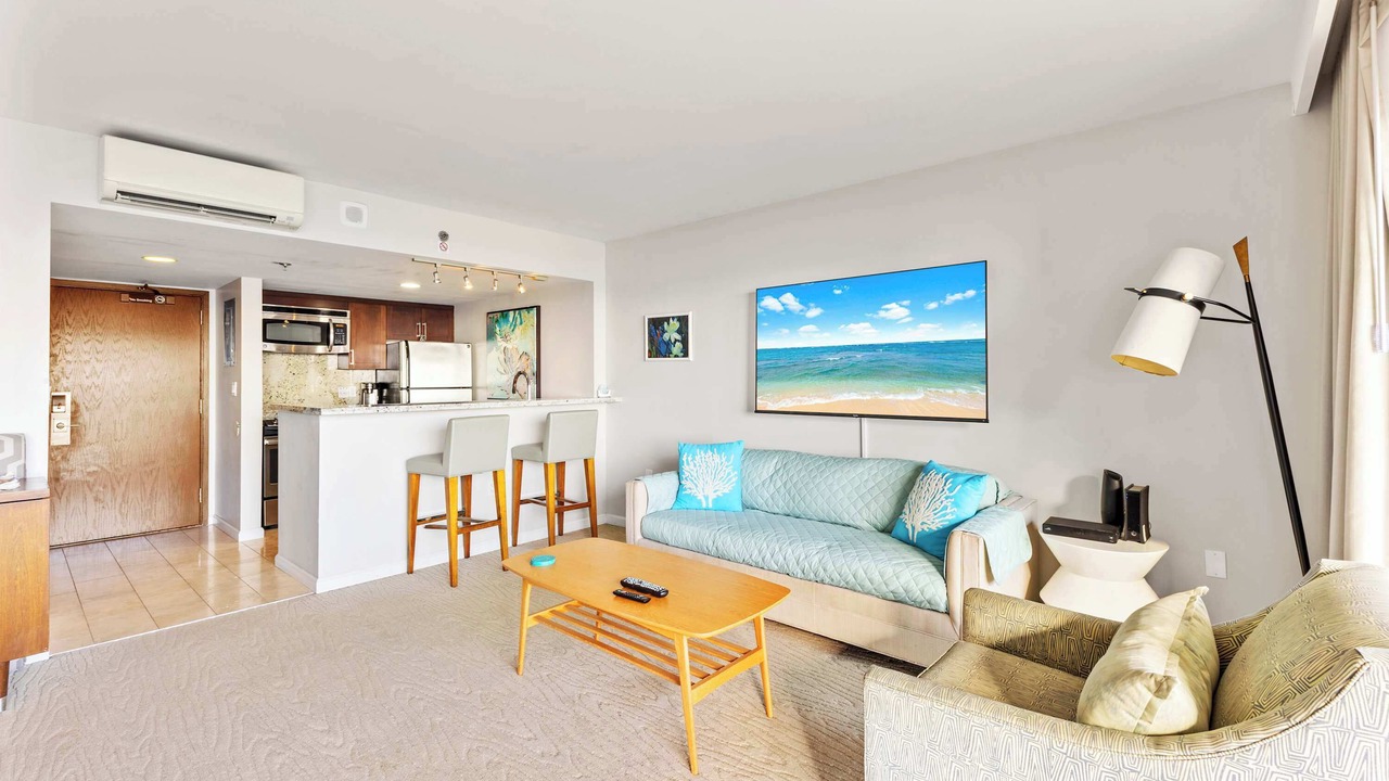 Photo of Livingroom in Waikiki