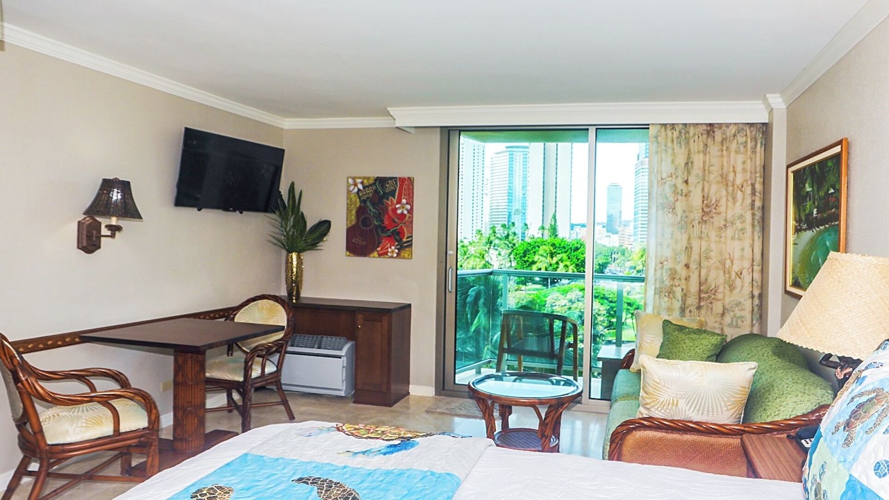 Photo of Bedroom in Waikiki